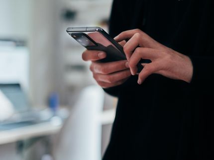 Smartphone-powered microchip for at-home medical diagnostic testing developed